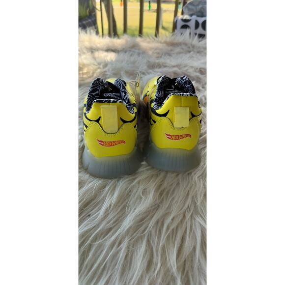 3993)Hot Wheels x Reebok Zig n'Glow Kids 'Roger Dodger ' Running Shoes Size US 2 - Picture 4 of 9